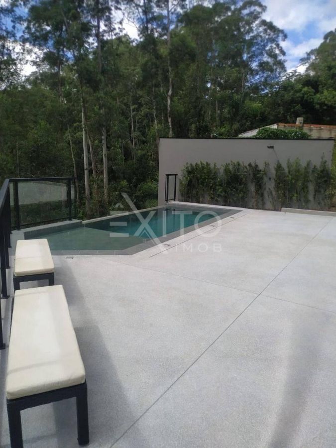 Casa, 5 quartos, 300 m² - Foto 23
