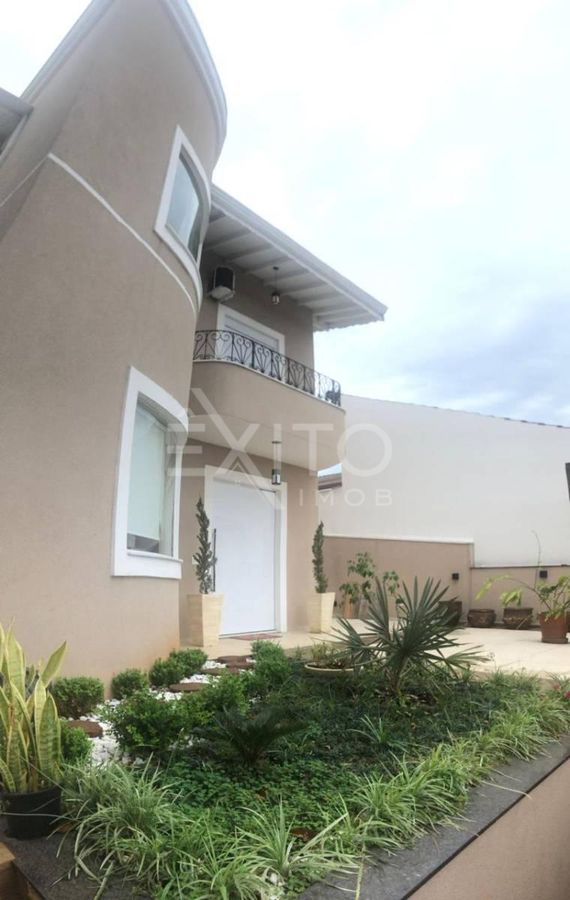 Sobrado, 3 quartos, 225 m² - Foto 2