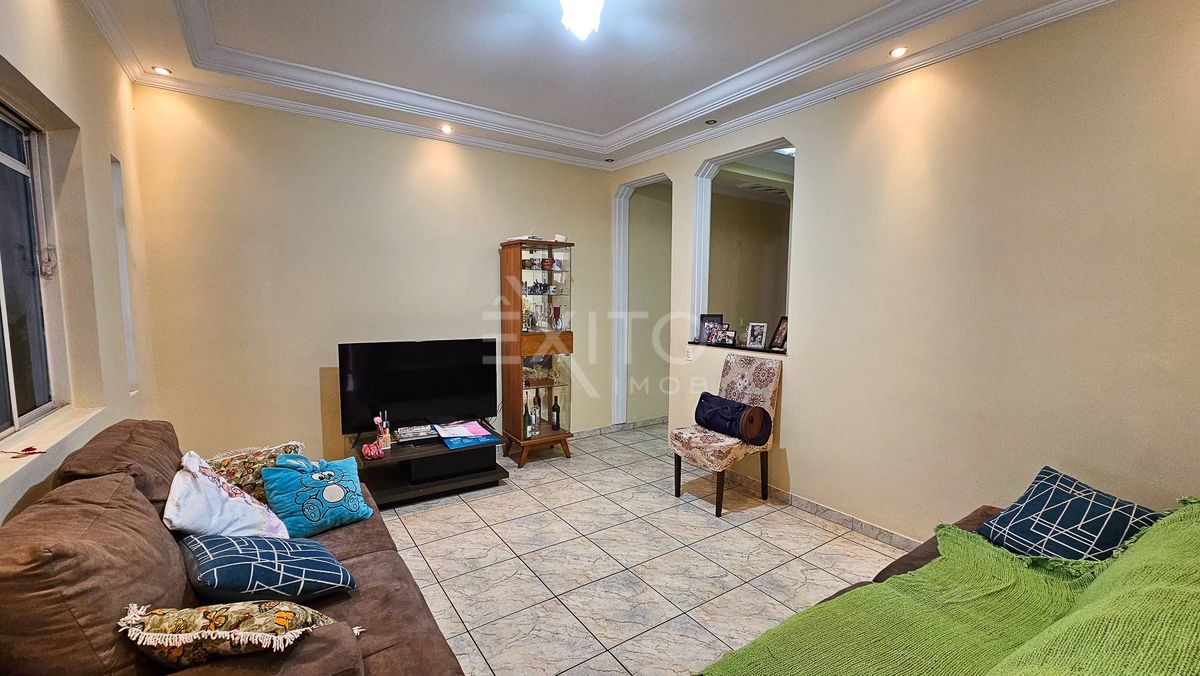 Casa, 3 quartos, 221 m² - Foto 5