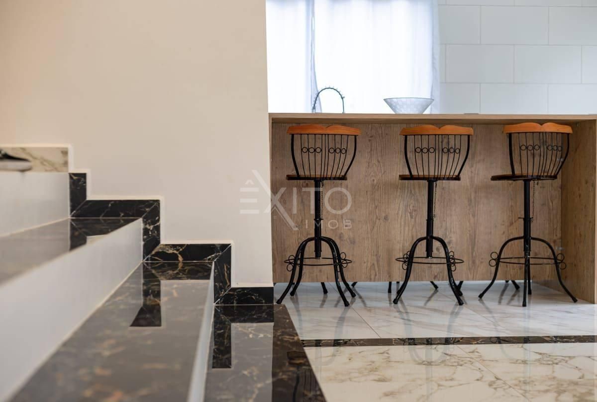 Casa, 4 quartos, 352 m² - Foto 7