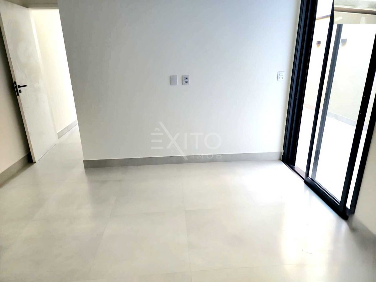 Casa, 3 quartos, 96 m² - Foto 4