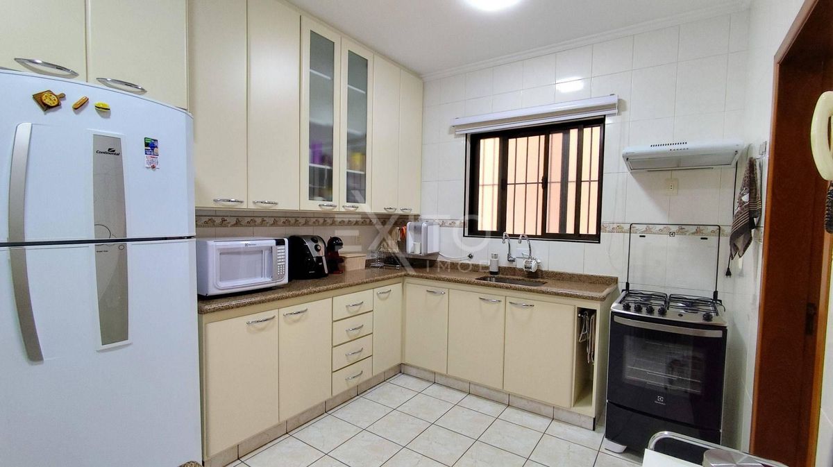 Casa, 3 quartos, 176 m² - Foto 4