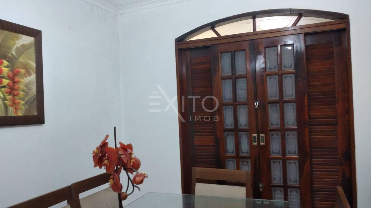 Casa, 2 quartos, 244 m² - Foto 6