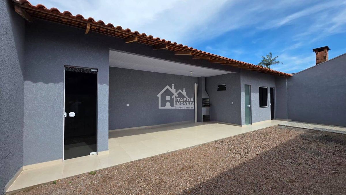 Casa com 3 quartos, São José - Itapoá a 30 metros da Av. José Pacheco