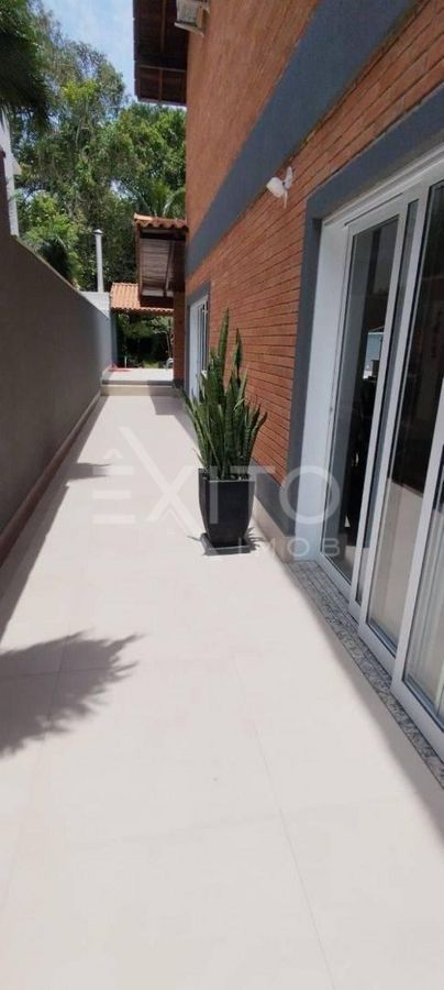 Casa, 6 quartos, 209 m² - Foto 10