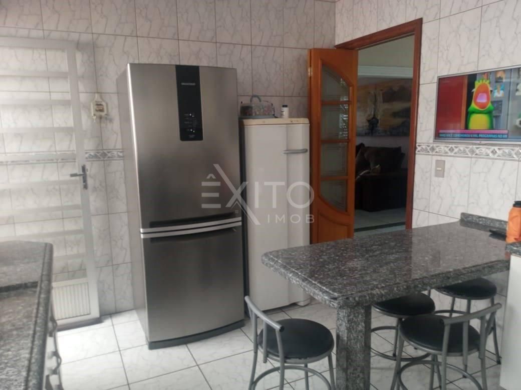 Casa, 3 quartos, 180 m² - Foto 34