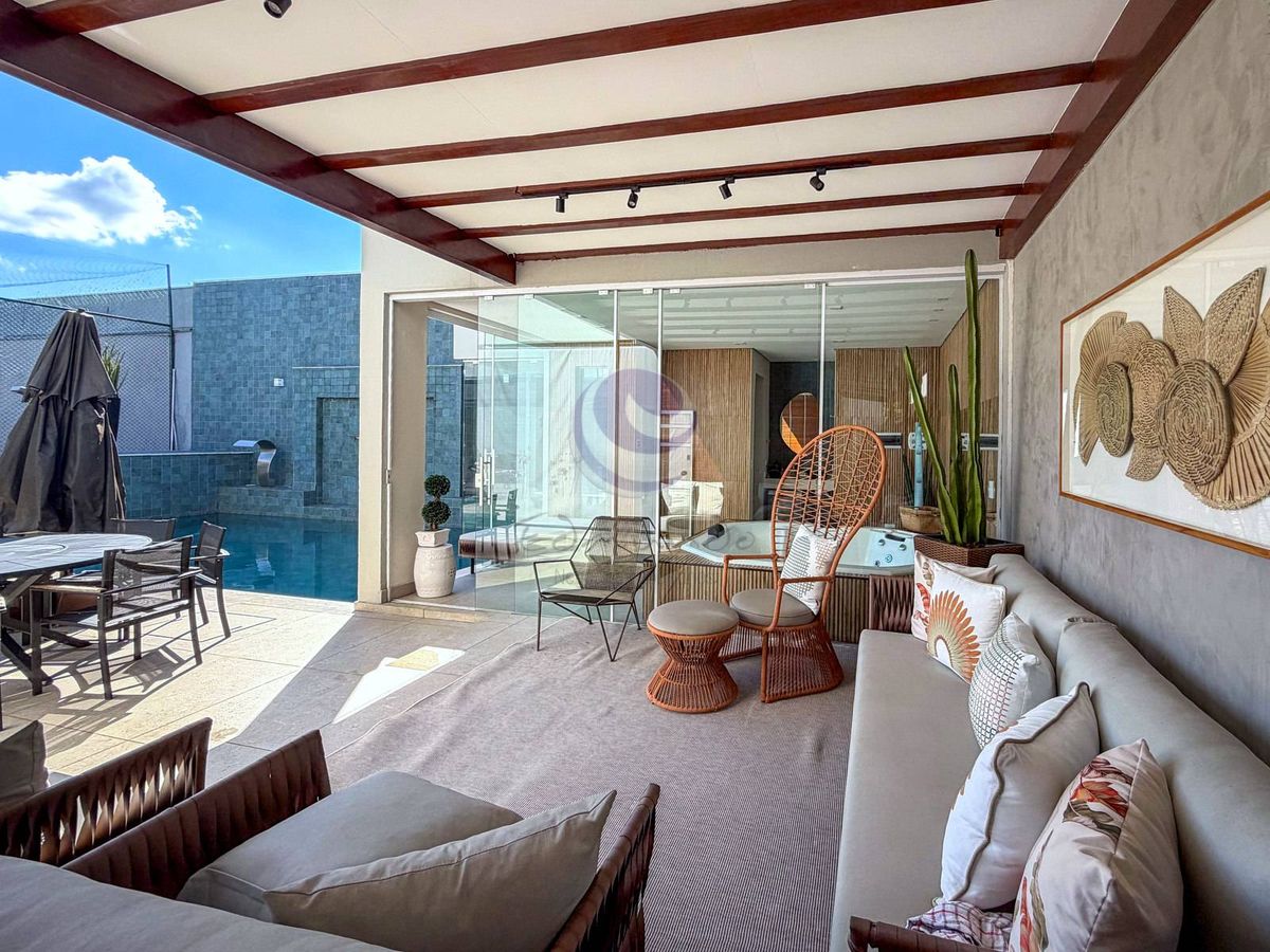 Villa Pires — A casa ideal para quem não abre mão de espaço, integração e lazer no Jardim Acapulco.