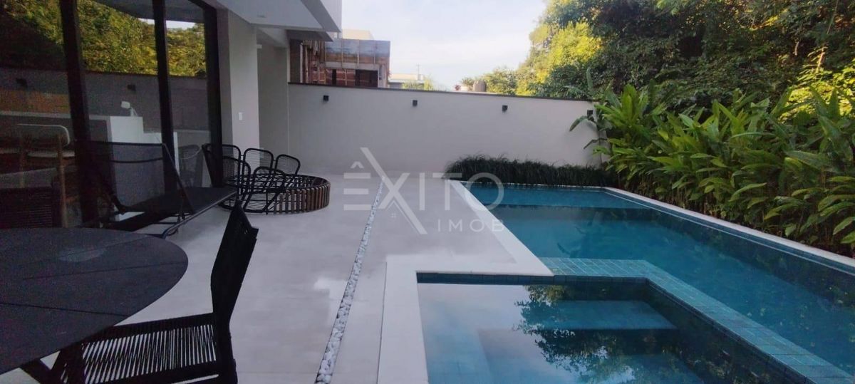Casa, 6 quartos, 346 m² - Foto 23