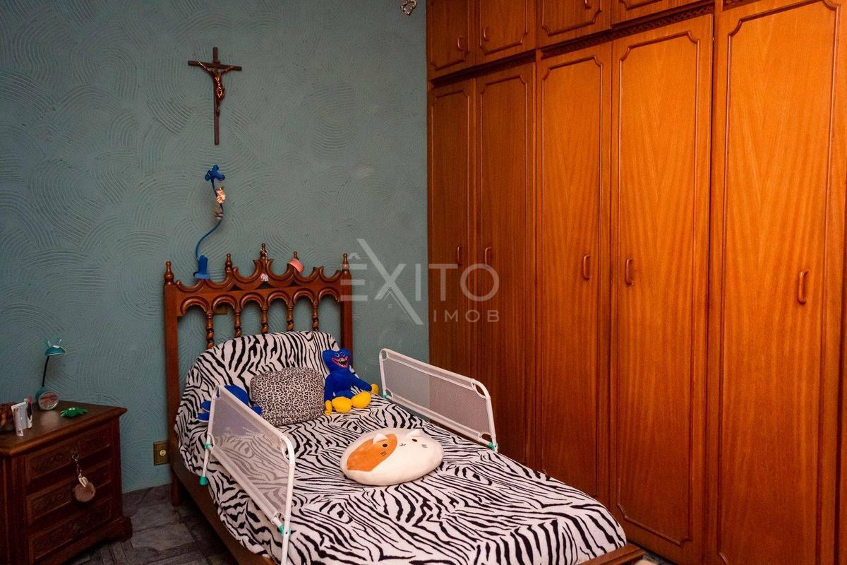 Casa, 4 quartos, 360 m² - Foto 35