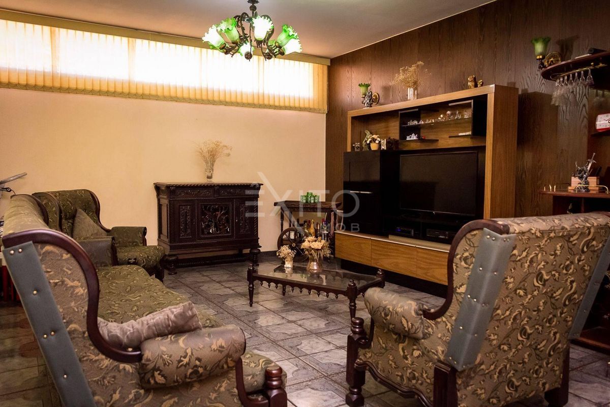 Casa, 4 quartos, 360 m² - Foto 4