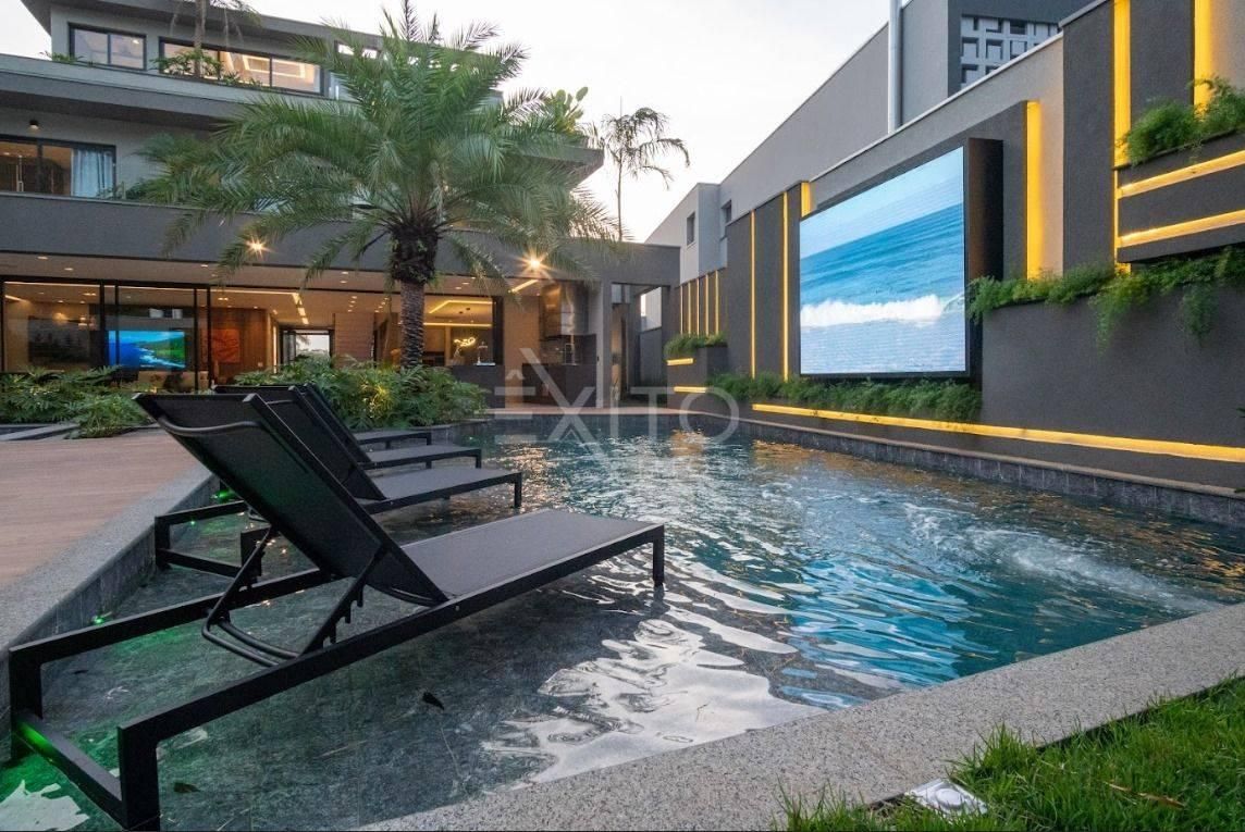 Casa, 7 quartos, 740 m² - Foto 3