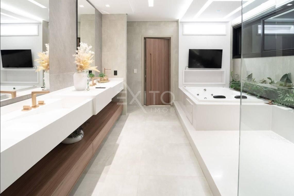 Casa, 7 quartos, 740 m² - Foto 29