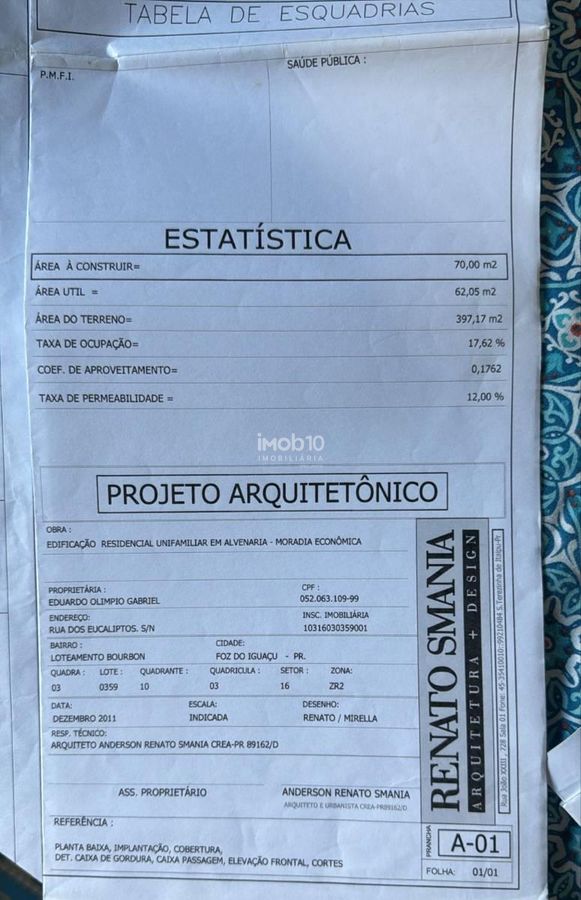 CASA TÉRREA COM 3 QUARTOS, PISCINA E EDÍCULA COM CHURRASQUEIRA NO BAIRRO JARDIM BOURBON EM FOZ DO IGUAÇU - PR.