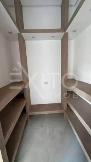 Casa, 3 quartos, 236 m² - Foto 8