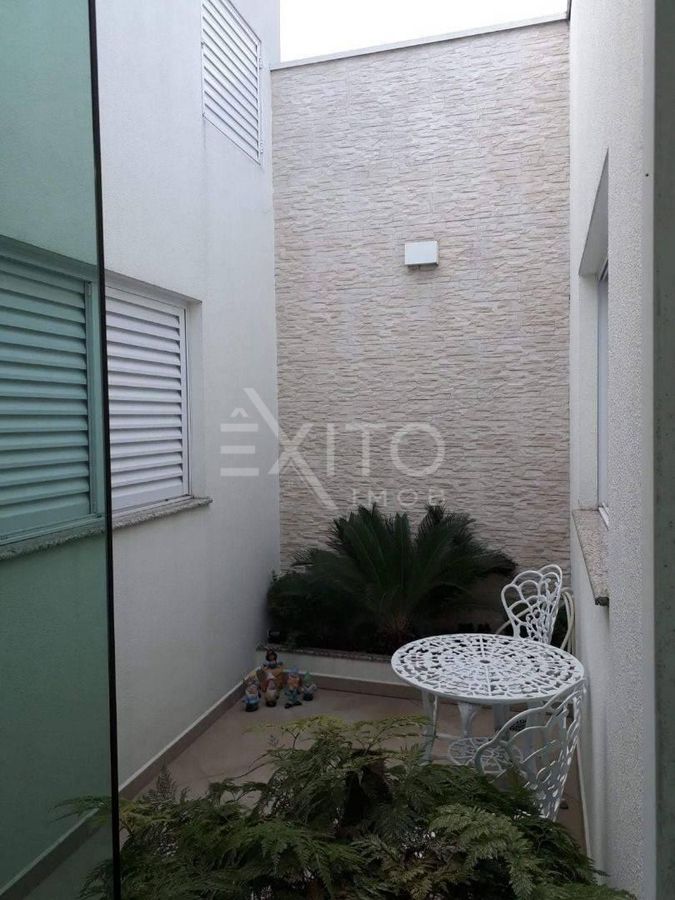 Casa, 3 quartos, 200 m² - Foto 14
