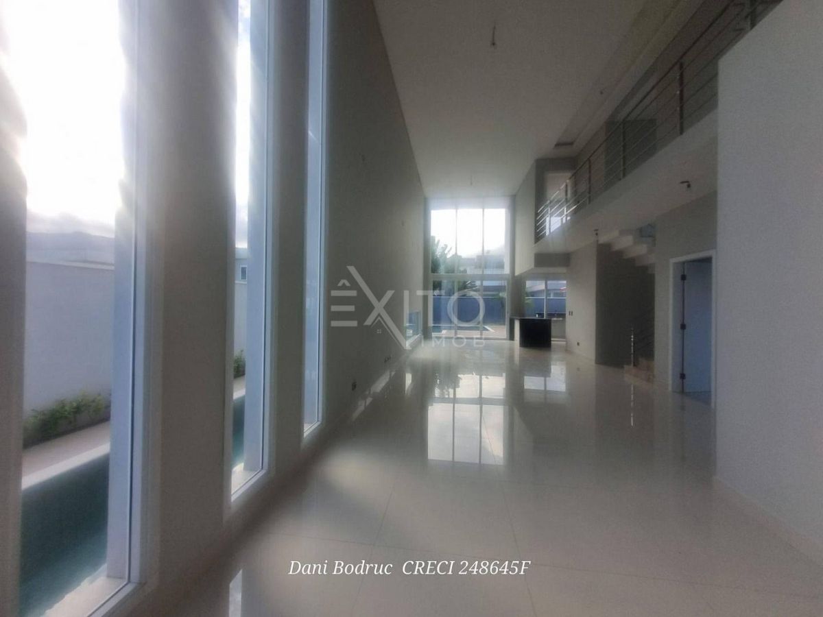 Casa, 4 quartos, 299 m² - Foto 4