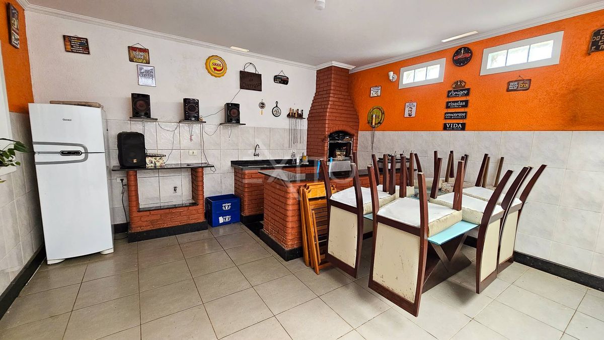 Casa, 3 quartos, 221 m² - Foto 13
