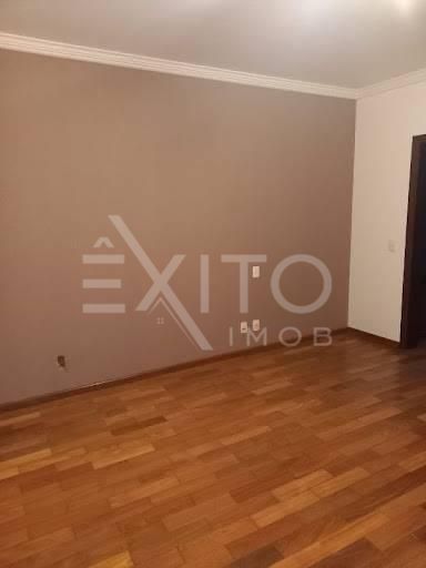 Casa, 4 quartos, 386 m² - Foto 24