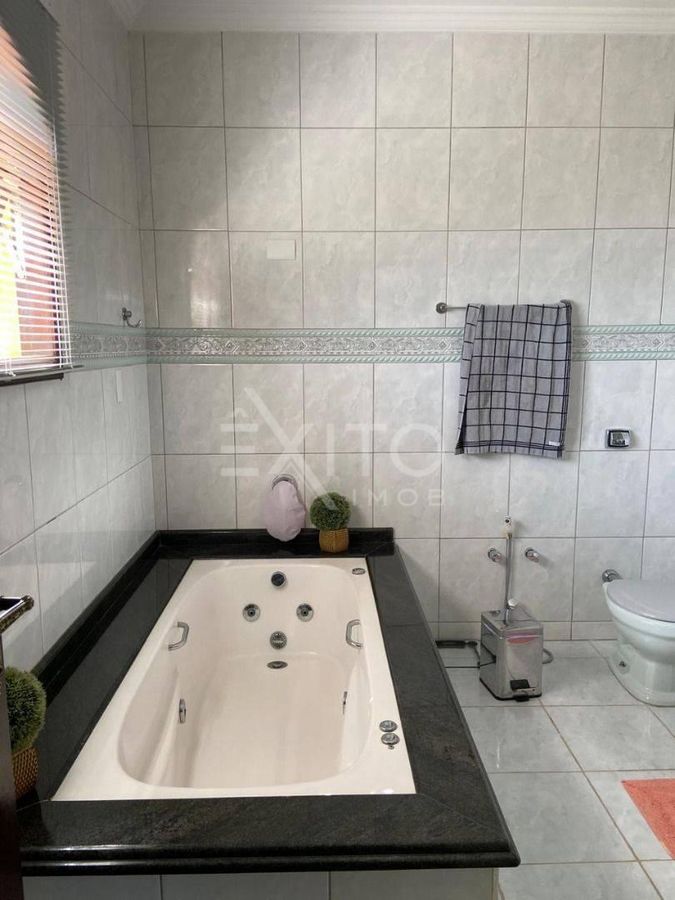 Casa, 4 quartos, 647 m² - Foto 5