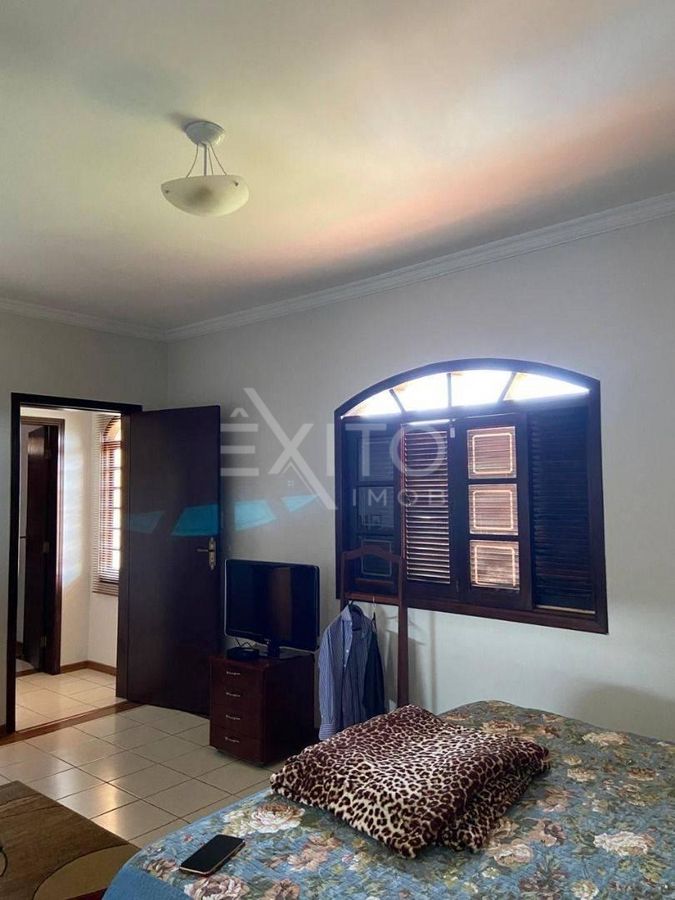 Casa, 4 quartos, 647 m² - Foto 6