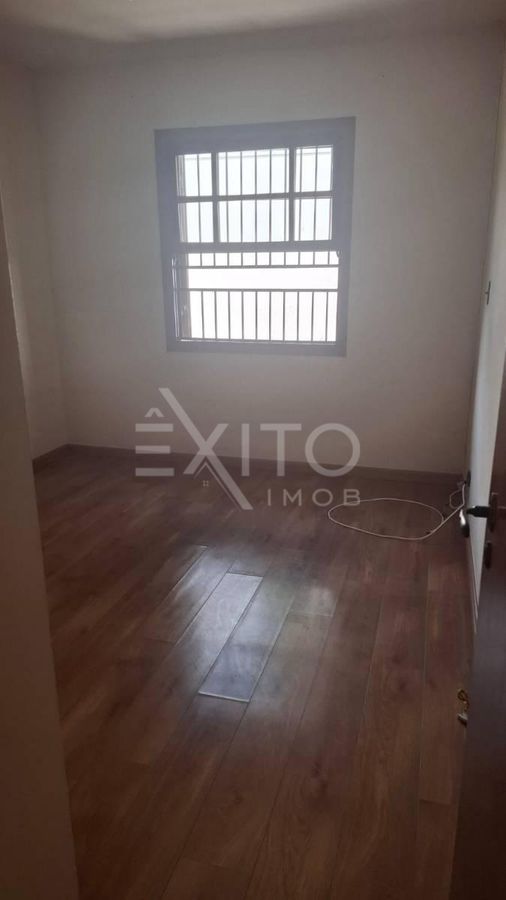 Casa, 6 quartos, 245 m² - Foto 10