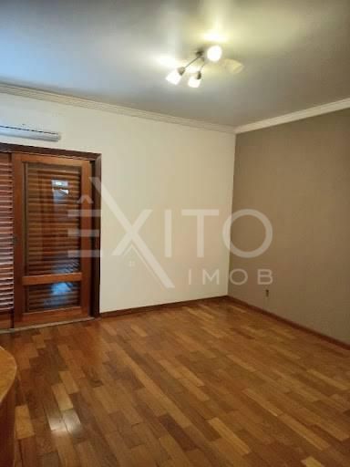 Casa, 4 quartos, 386 m² - Foto 23