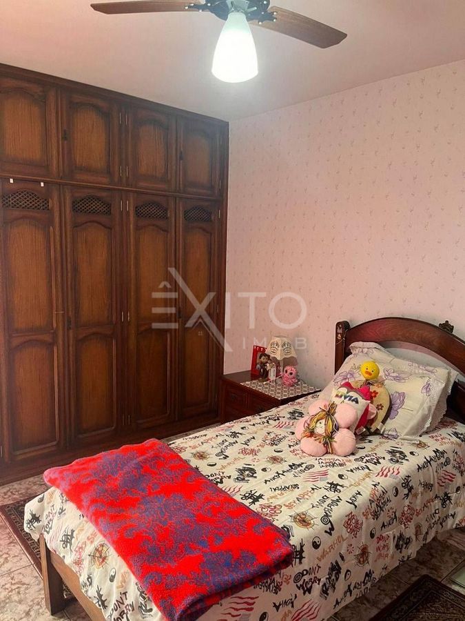 Casa, 4 quartos, 248 m² - Foto 5