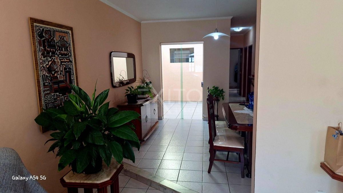 Casa, 3 quartos, 186 m² - Foto 3