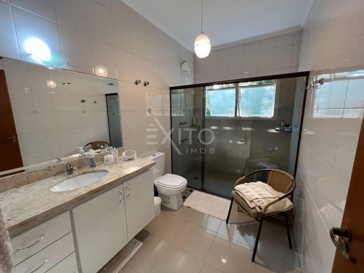 Casa, 3 quartos, 240 m² - Foto 20