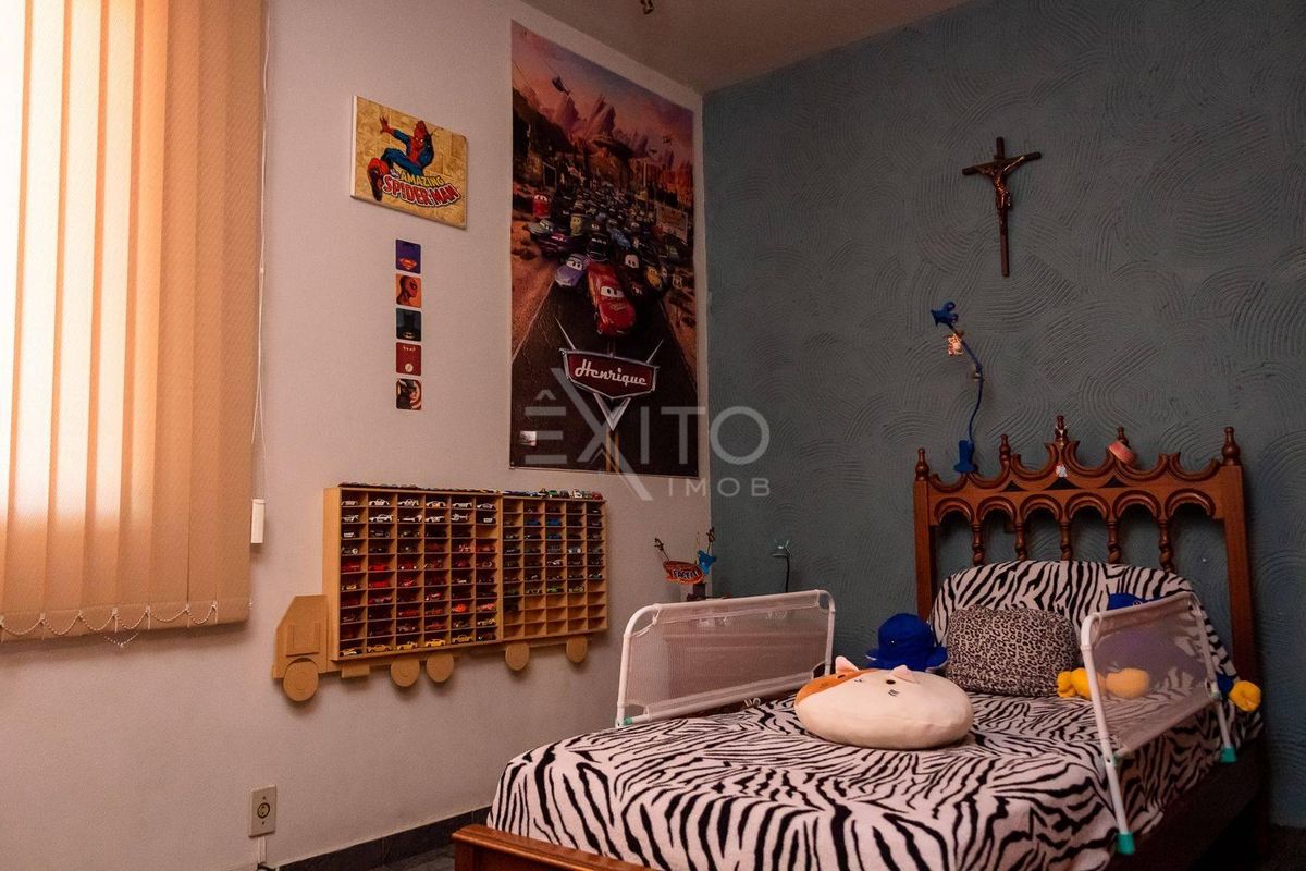 Casa, 4 quartos, 360 m² - Foto 34