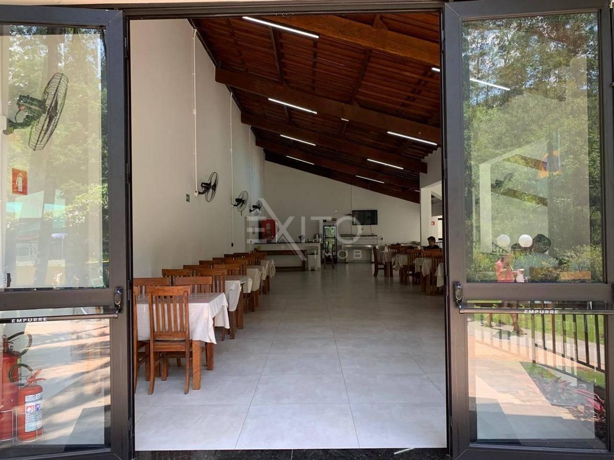 Casa, 3 quartos, 240 m² - Foto 56