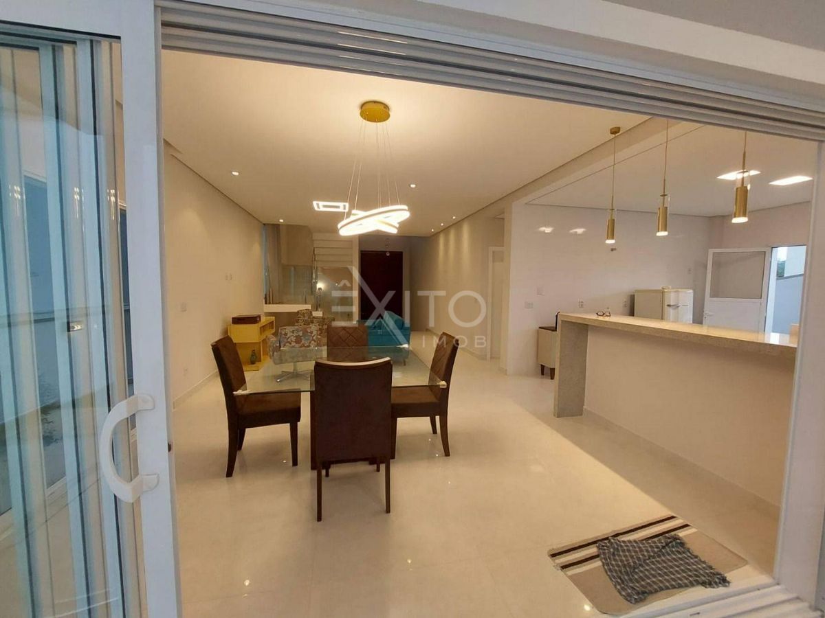 Casa, 4 quartos, 271 m² - Foto 5