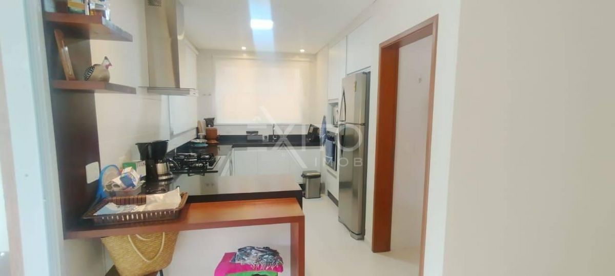 Casa, 3 quartos, 247 m² - Foto 8