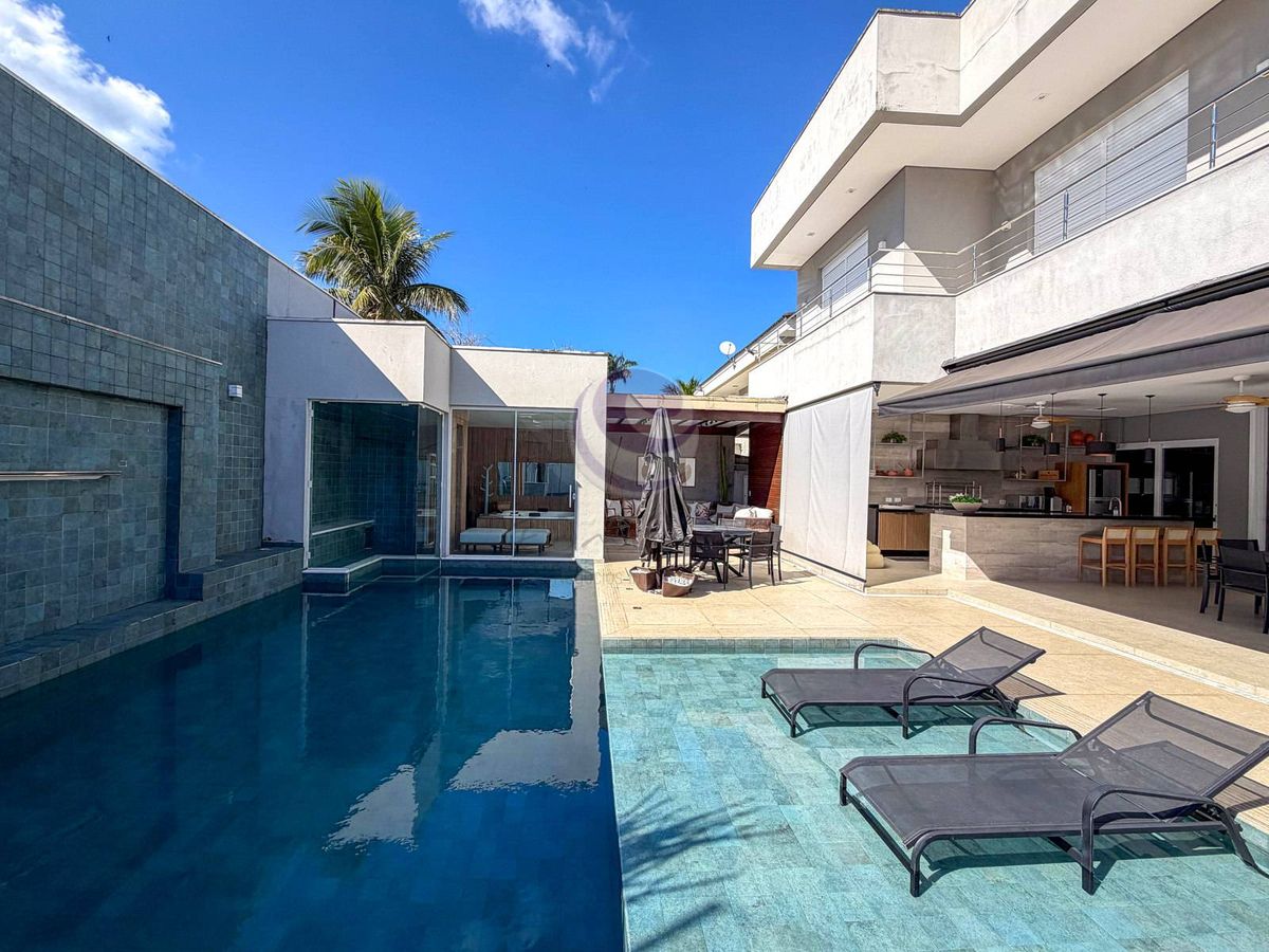 Villa Pires — A casa ideal para quem não abre mão de espaço, integração e lazer no Jardim Acapulco.