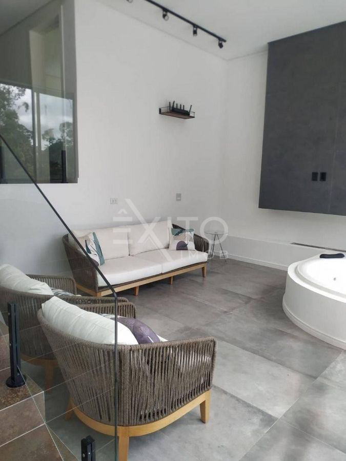 Casa, 5 quartos, 300 m² - Foto 20