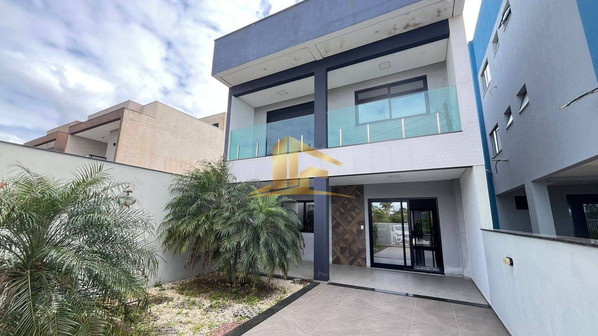 SOBRADO COM 3 QUARTOS PARA LOCAÇÃO NO VOLTA AO MUNDO 1 - Casa em Volta ao Mundo I, Itapoá - para temporada - LIMA ARQUITETURA E CONSTRUÇÕES