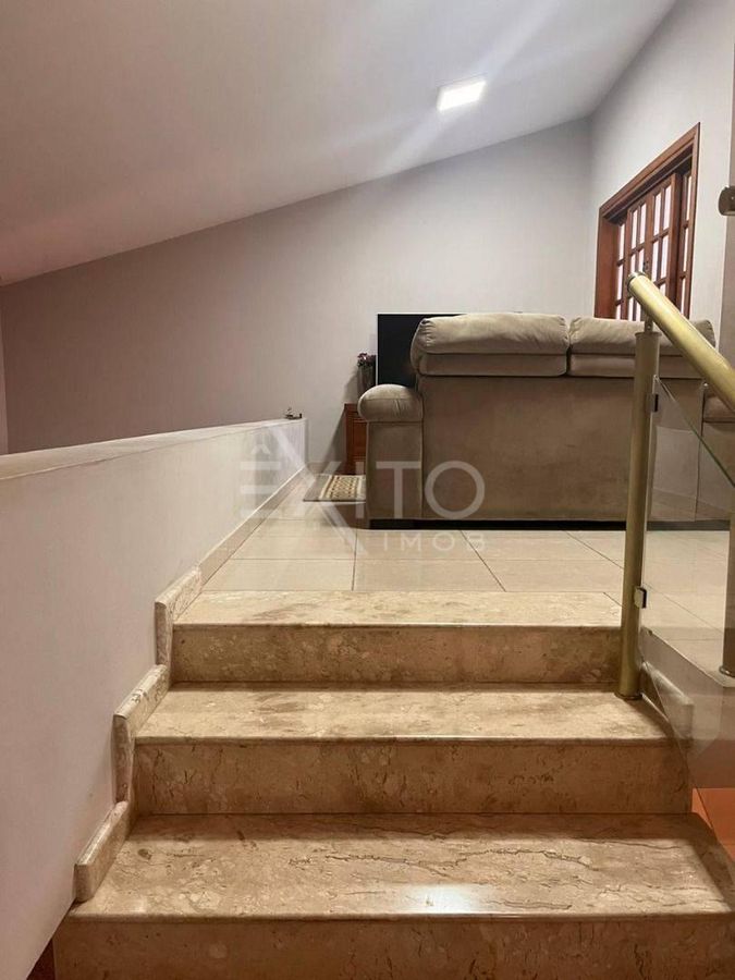 Casa, 3 quartos, 275 m² - Foto 15