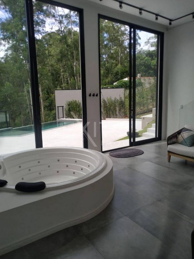 Casa, 5 quartos, 300 m² - Foto 3