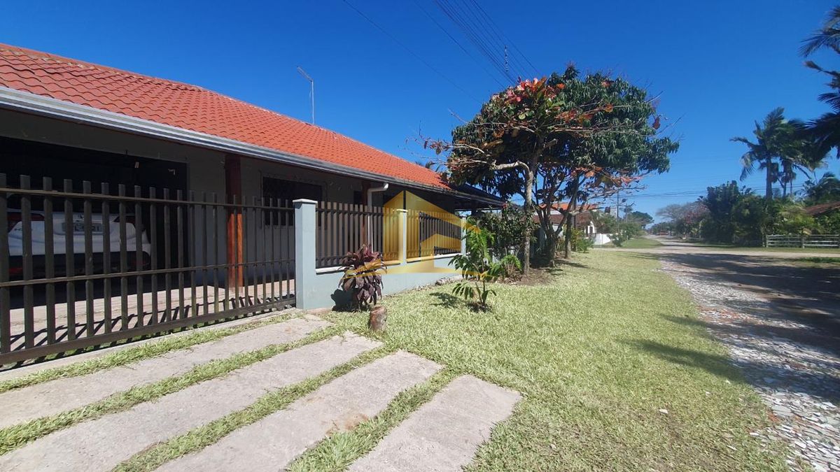 CASA DE 3 QUARTOS EM ITAPOÁ PARA TEMPORADA - Casa em Sai Mirim, Itapoá - para temporada - LIMA ARQUITETURA E CONSTRUÇÕES