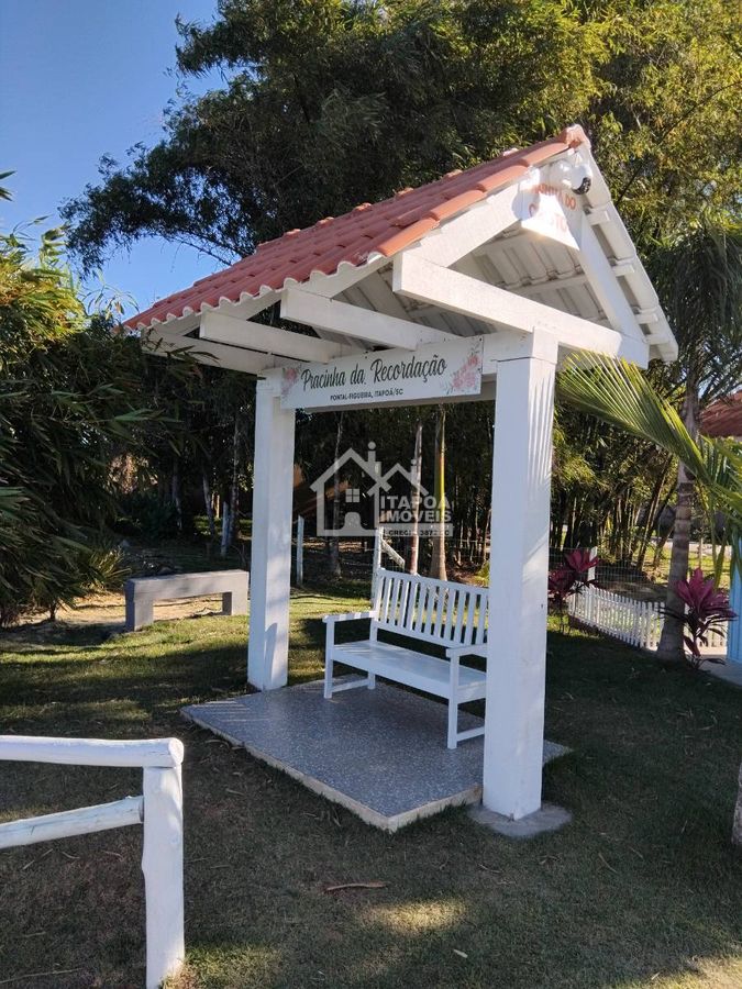 Casa com 3 Quartos, 1 Suíte, Balneário Ipacaray, 1100 Metros do Mar