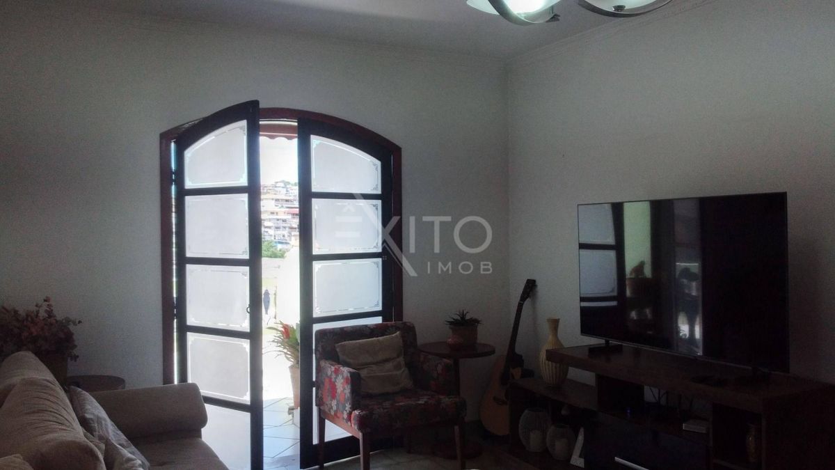 Casa, 2 quartos, 244 m² - Foto 22