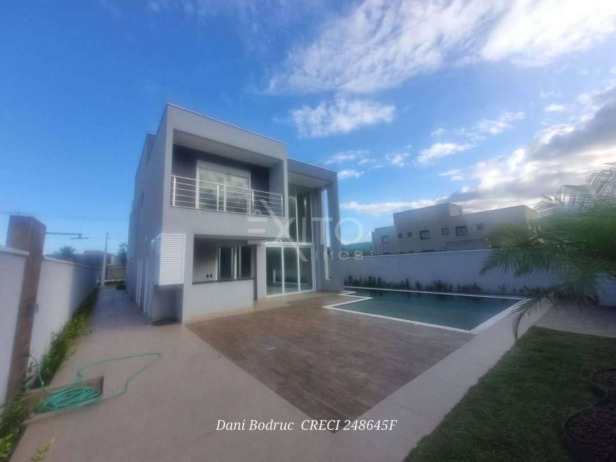 Casa, 4 quartos, 299 m² - Foto 2