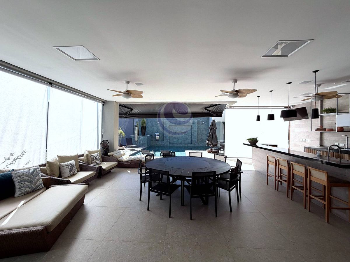 Villa Pires — A casa ideal para quem não abre mão de espaço, integração e lazer no Jardim Acapulco.