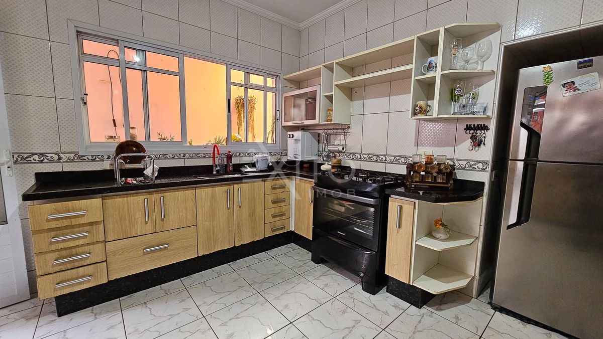 Casa, 3 quartos, 221 m² - Foto 10
