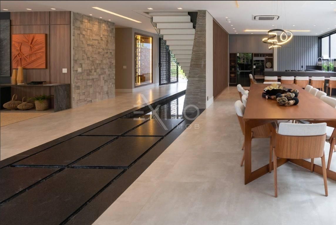 Casa, 7 quartos, 740 m² - Foto 11