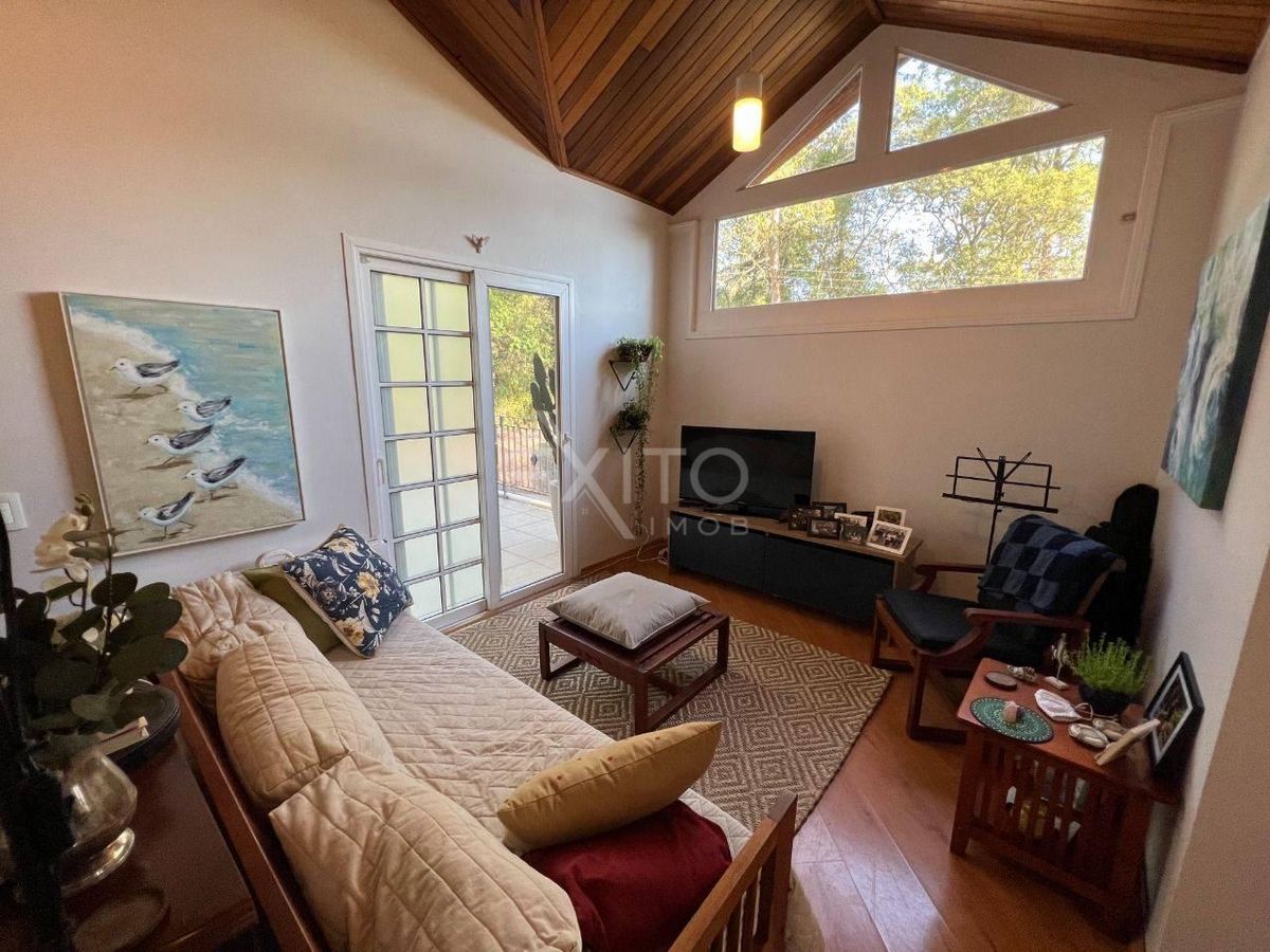 Casa, 3 quartos, 240 m² - Foto 15