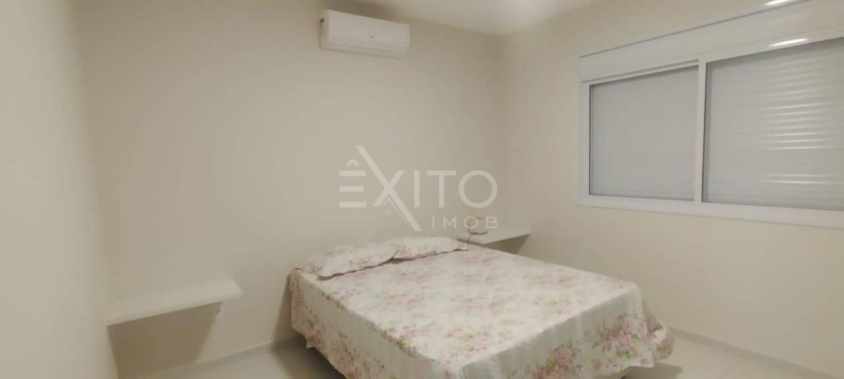 Casa, 3 quartos, 247 m² - Foto 14