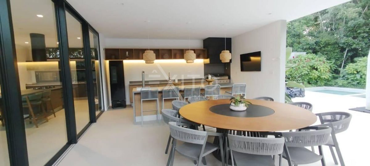 Casa, 8 quartos, 650 m² - Foto 22