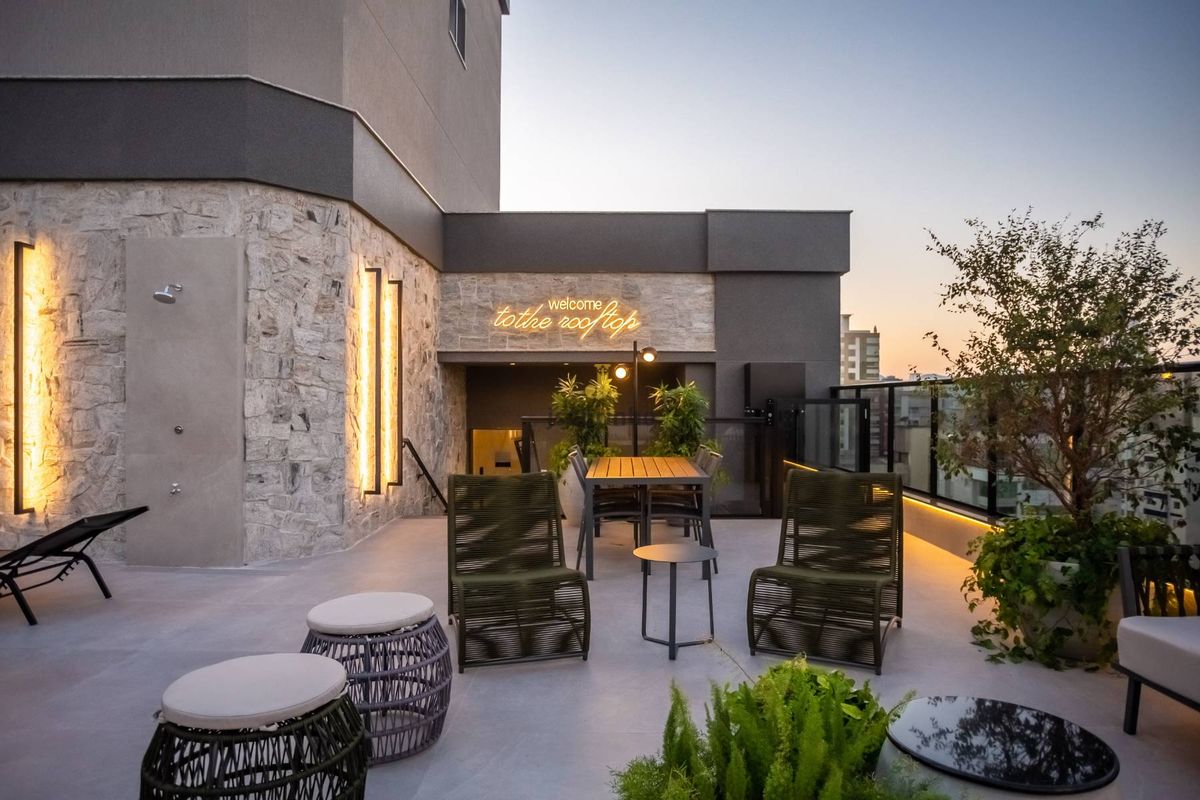 Black piano residence