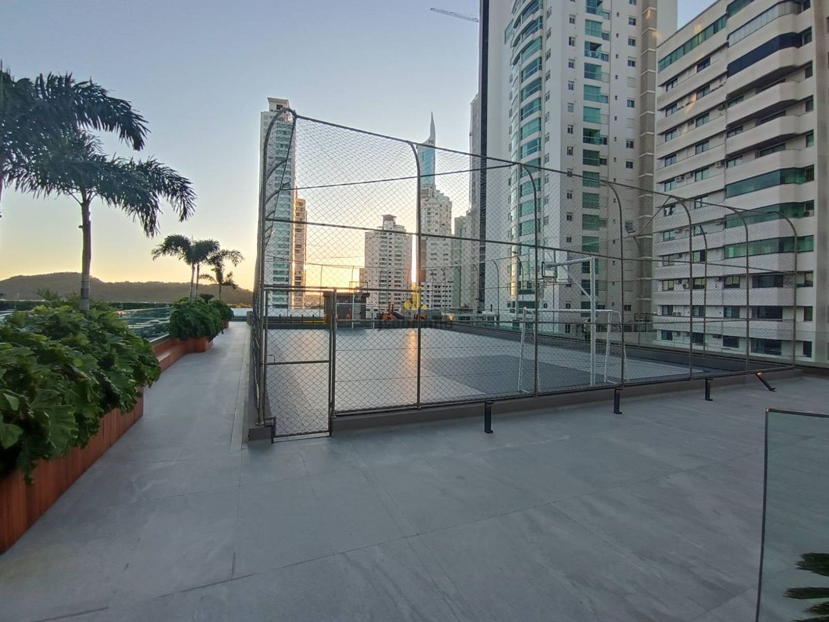 As torres gêmeas de balneário camboriu